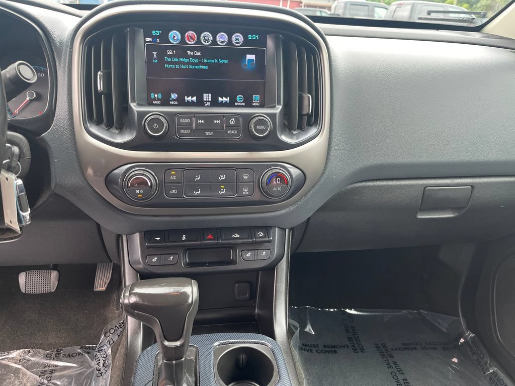 Used 2018 Chevrolet Colorado Z71 AWD/4WD image 18