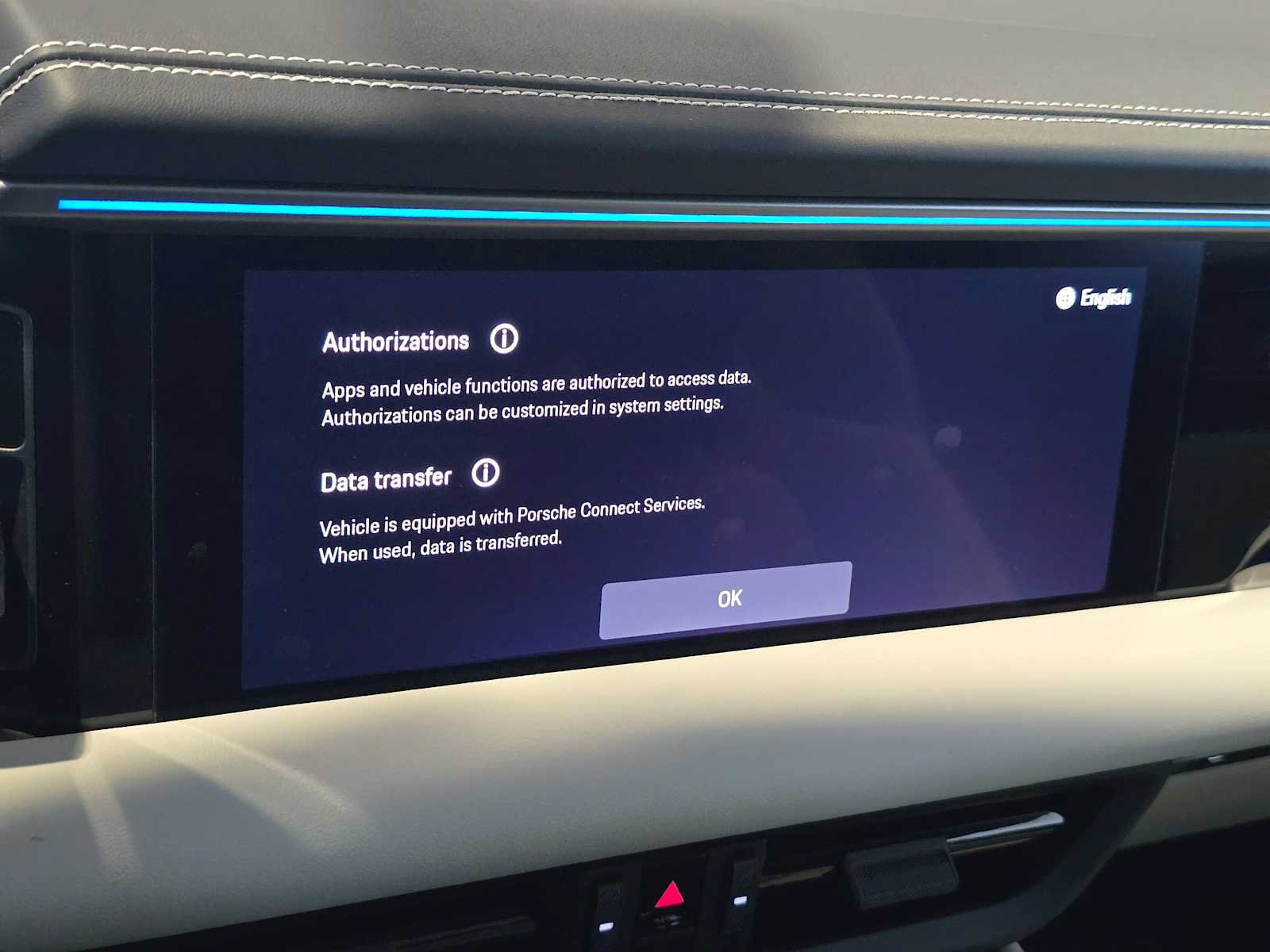 Used 2025 Porsche Macan Electric RWD image 27