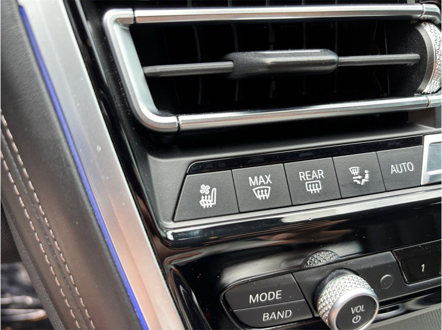Used 2019 BMW M850i xDrive Coupe w/ Comfort Seating Package AWD/4WD image 37