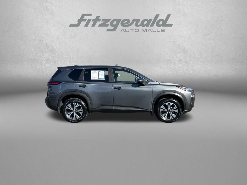 Used 2023 Nissan Rogue SV image 8