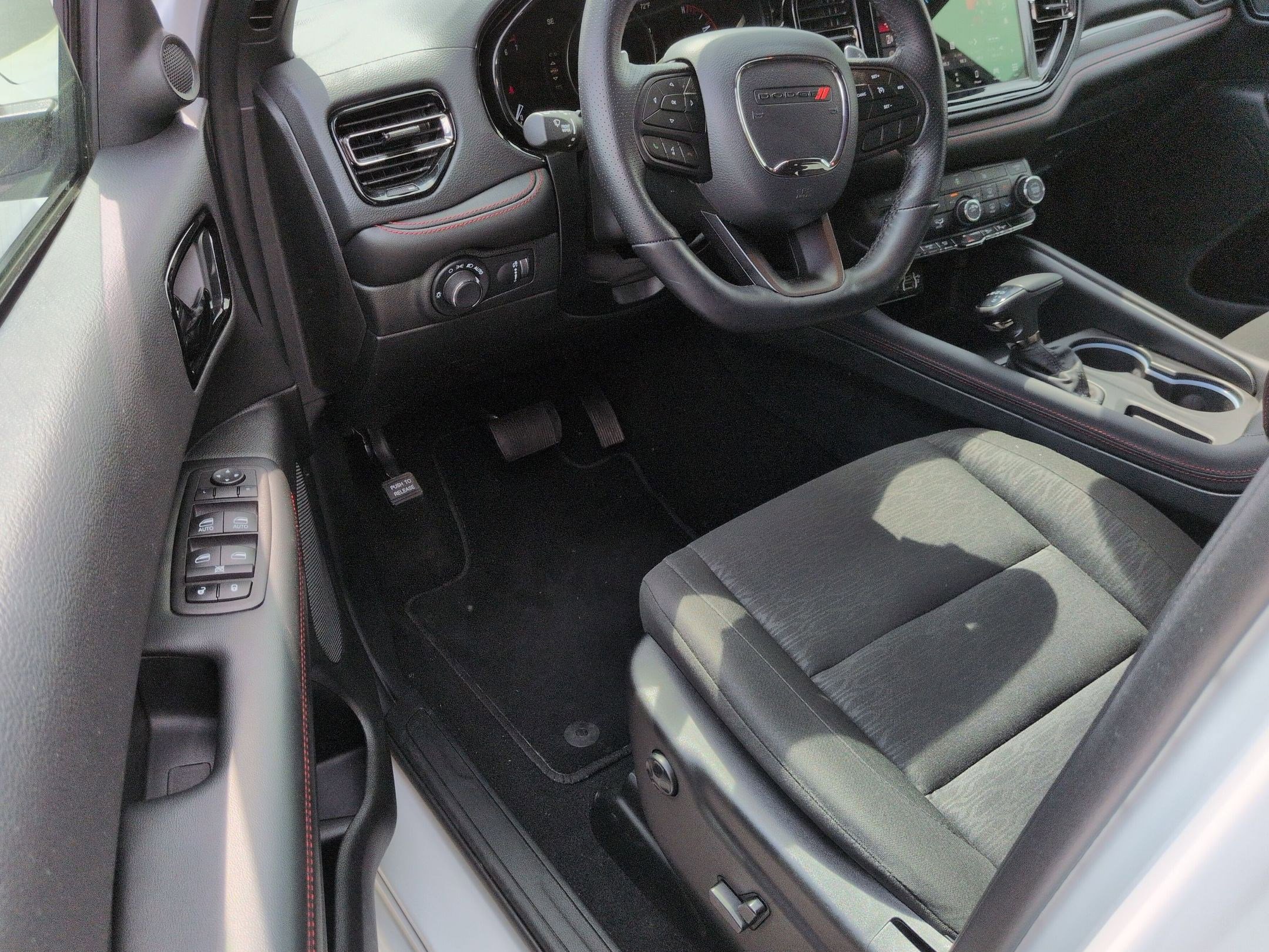 Certified 2025 Dodge Durango GT w/ Blacktop Package AWD/4WD image 11