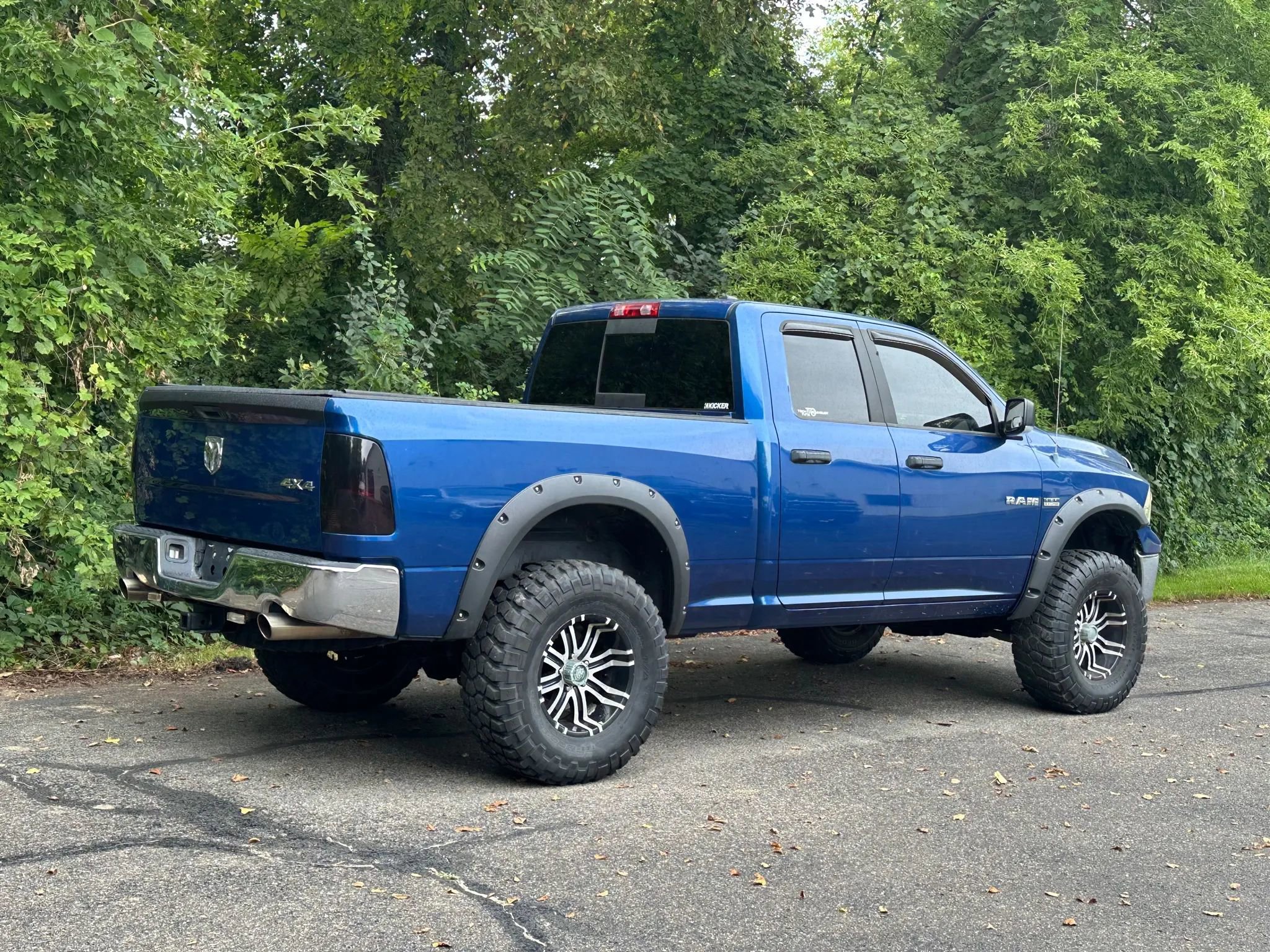 Used 2010 Dodge Ram 1500 Truck SLT w/ Luxury Group image 14