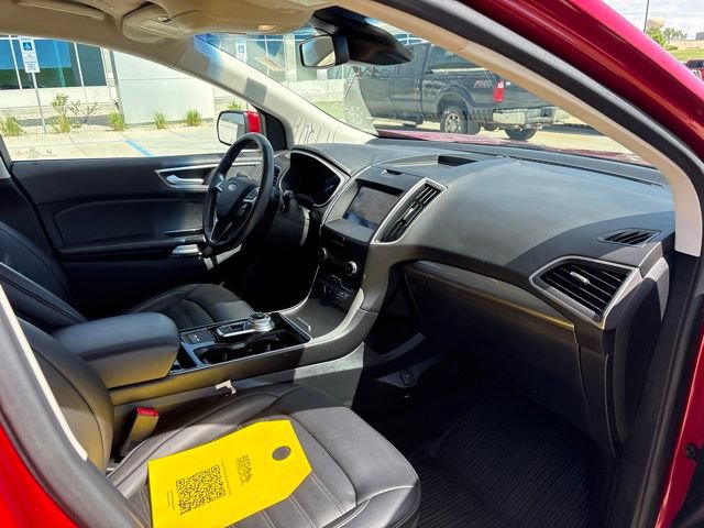 Used 2020 Ford Edge SEL w/ Convenience Package AWD/4WD image 9