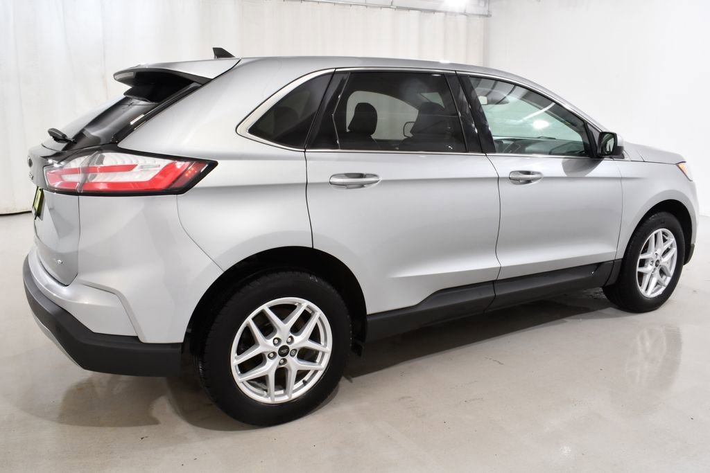 Used 2024 Ford Edge SEL w/ Convenience Package image 11