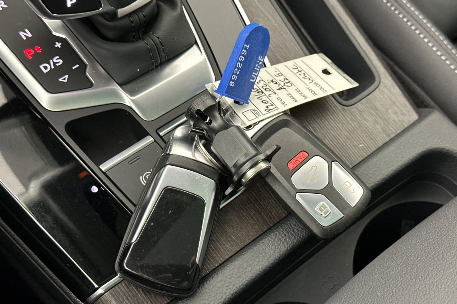 Used 2023 Audi Q5 e Premium w/ Convenience Package image 23