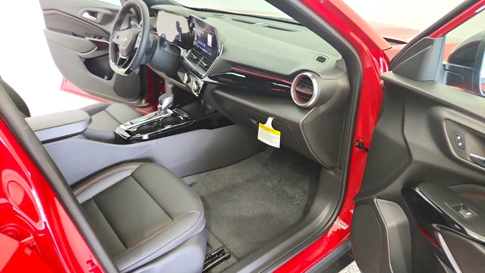 New 2026 Chevrolet Trax RS w/ Driver Confidence Package FWD image 26