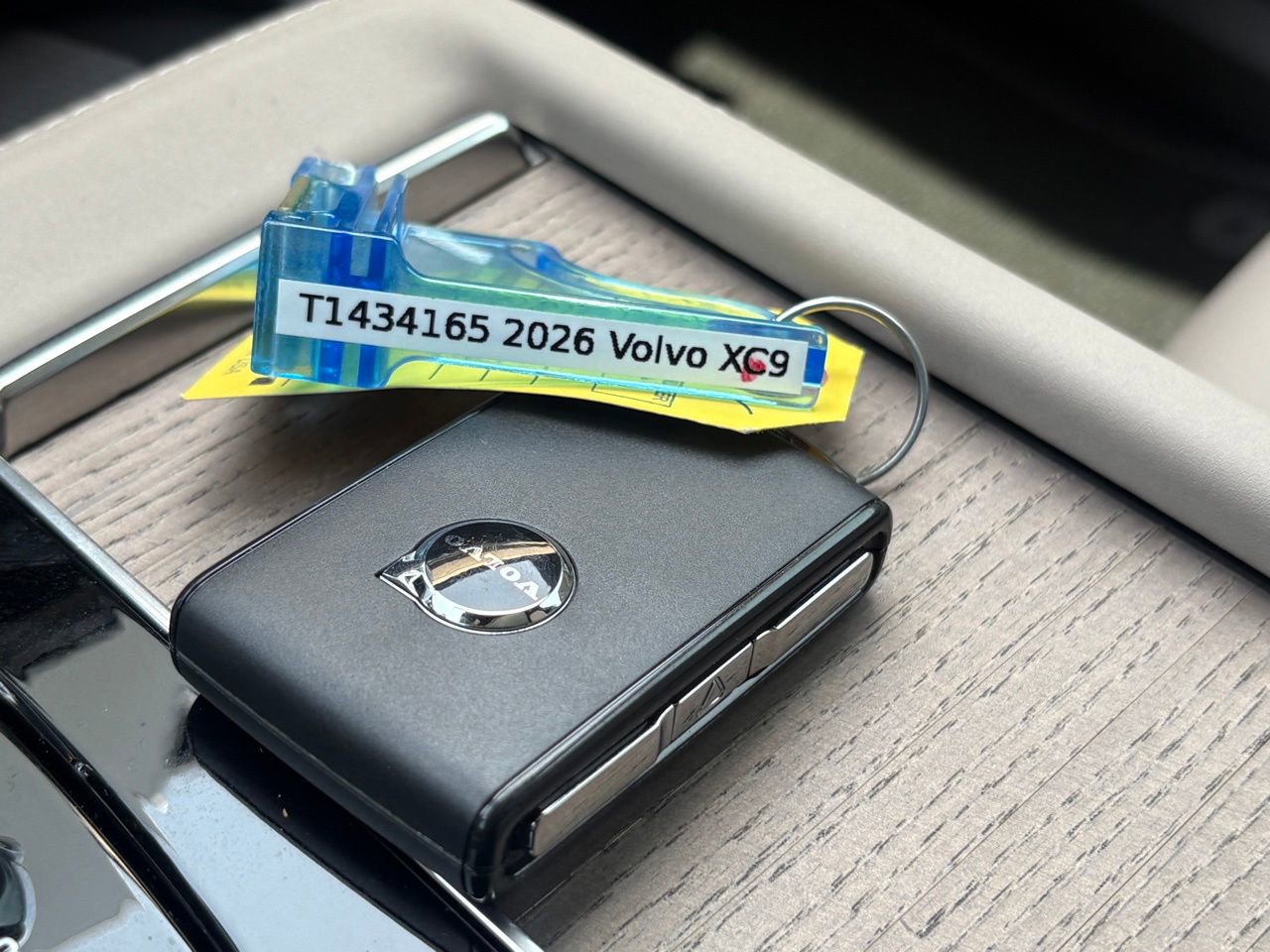 New 2026 Volvo XC90 B6 Plus w/ Protection Package Premier AWD/4WD image 23