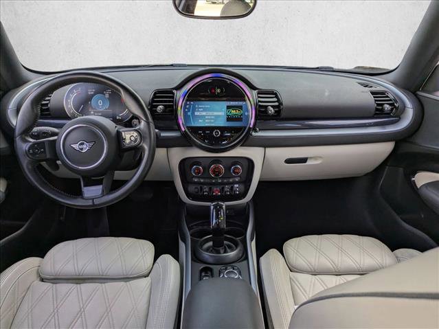 Used 2024 MINI Cooper Clubman S w/ Signature Upholstery Package image 17