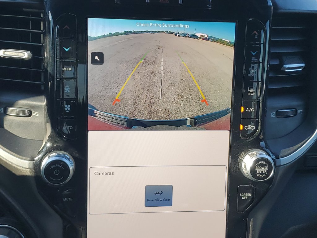 Used 2022 RAM 1500 Big Horn AWD/4WD image 19