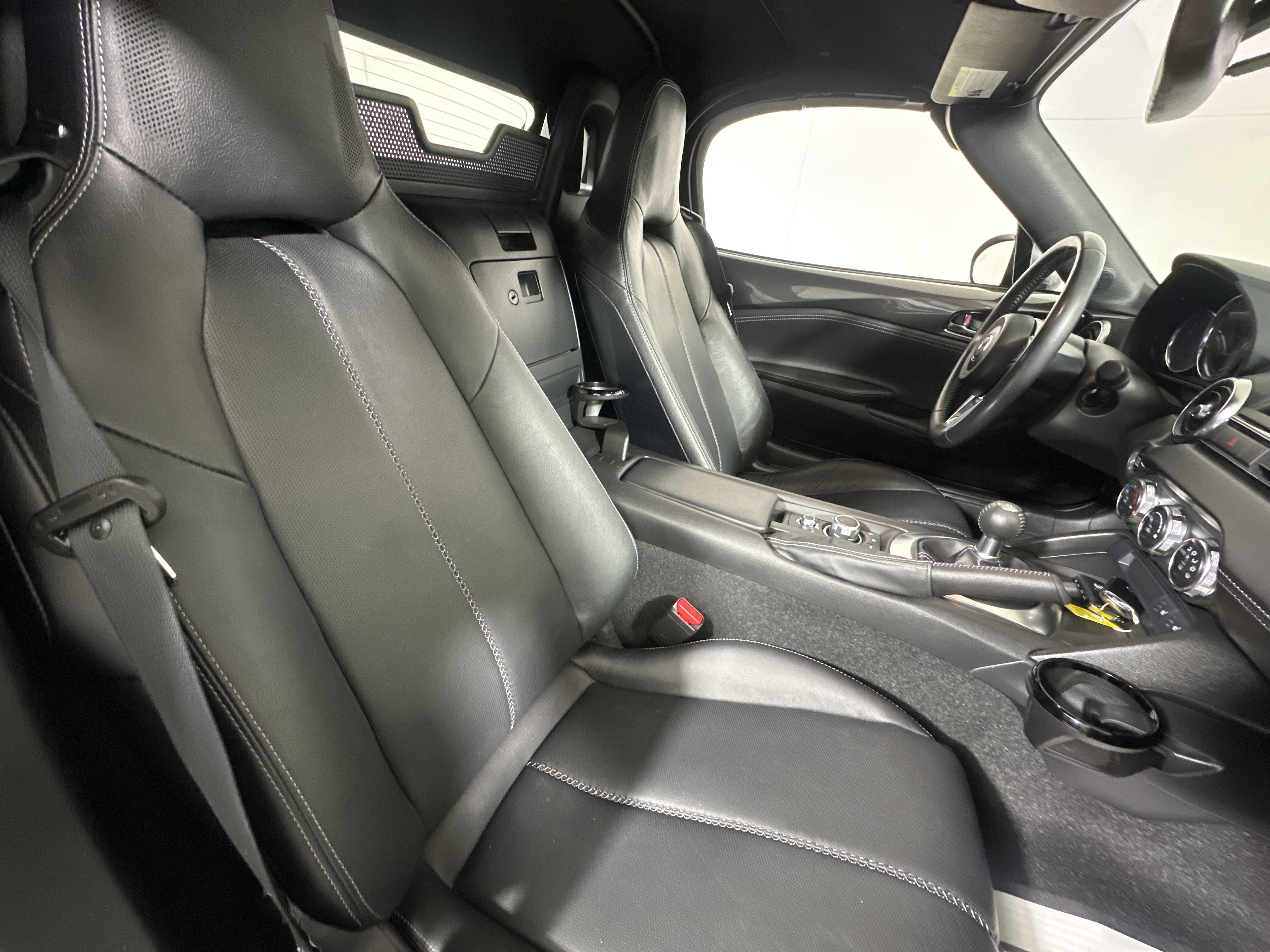 Used 2021 MAZDA MX-5 Miata Grand Touring image 23