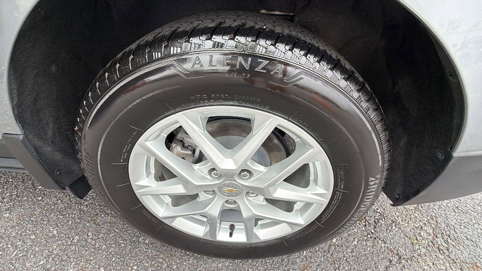 Used 2024 Chevrolet Equinox LT AWD/4WD image 32