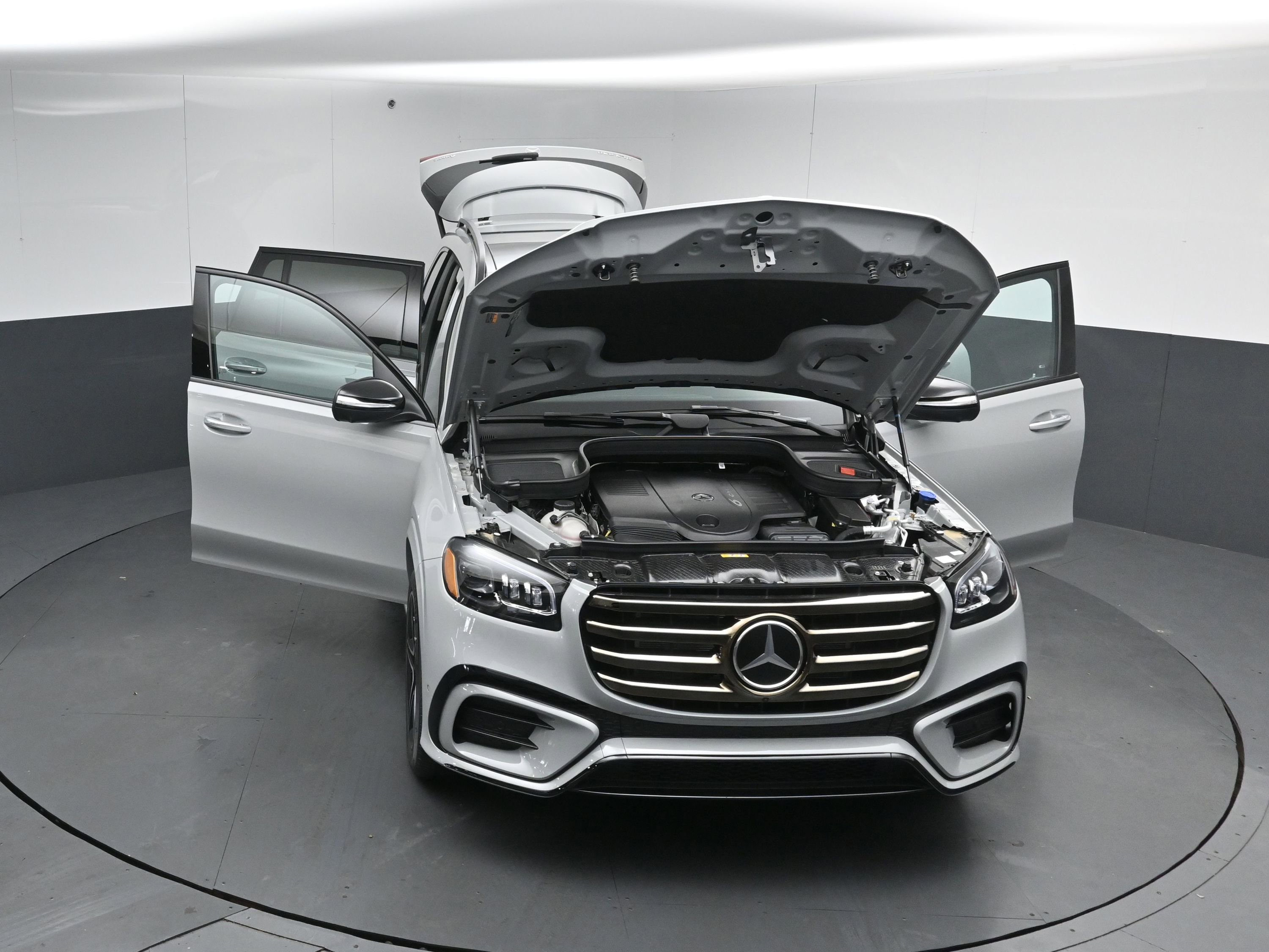 New 2026 Mercedes-Benz GLS 450 4MATIC image 51