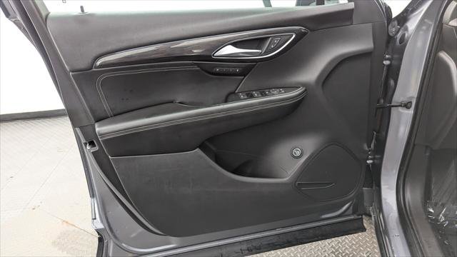 Used 2021 Buick Envision Essence image 13
