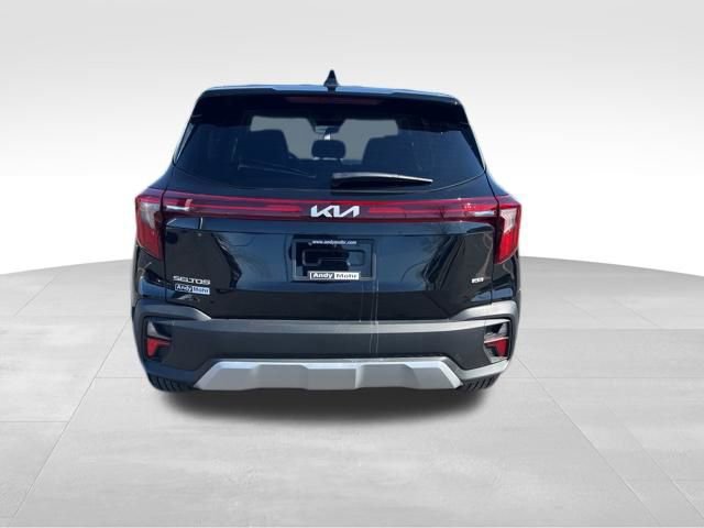 Certified 2024 Kia Seltos LX image 7