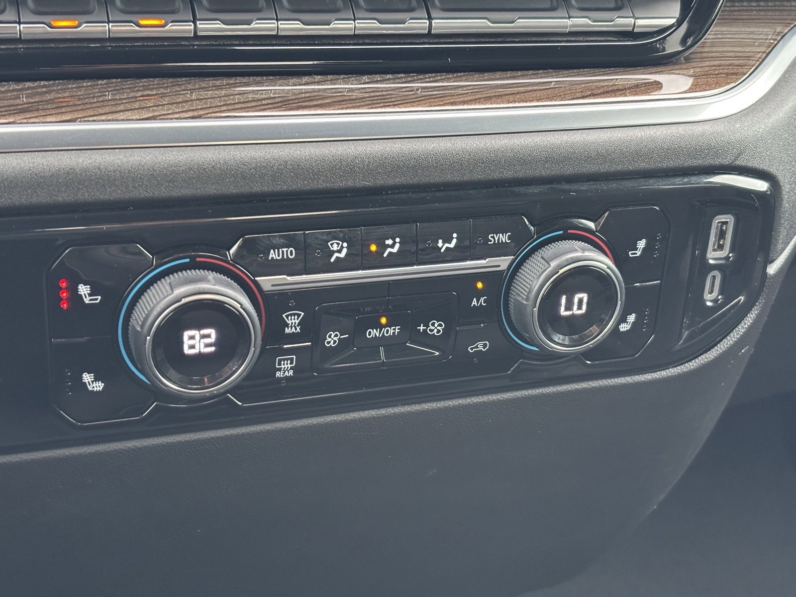 Used 2024 Chevrolet Silverado 1500 LT w/ Protection Package image 6