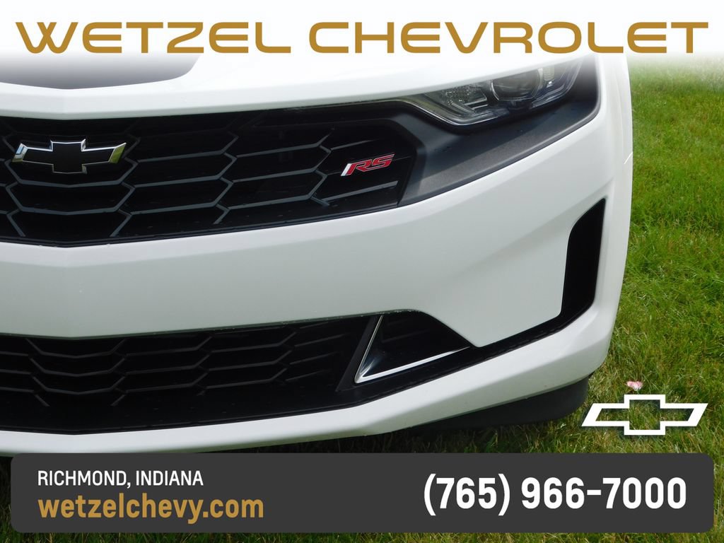 Used 2019 Chevrolet Camaro LT w/ RS Package RWD image 9