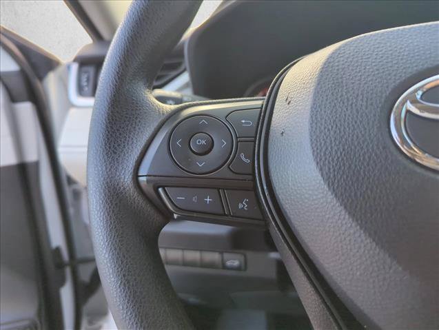 Used 2025 Toyota RAV4 XLE w/ Convenience Package FWD image 15
