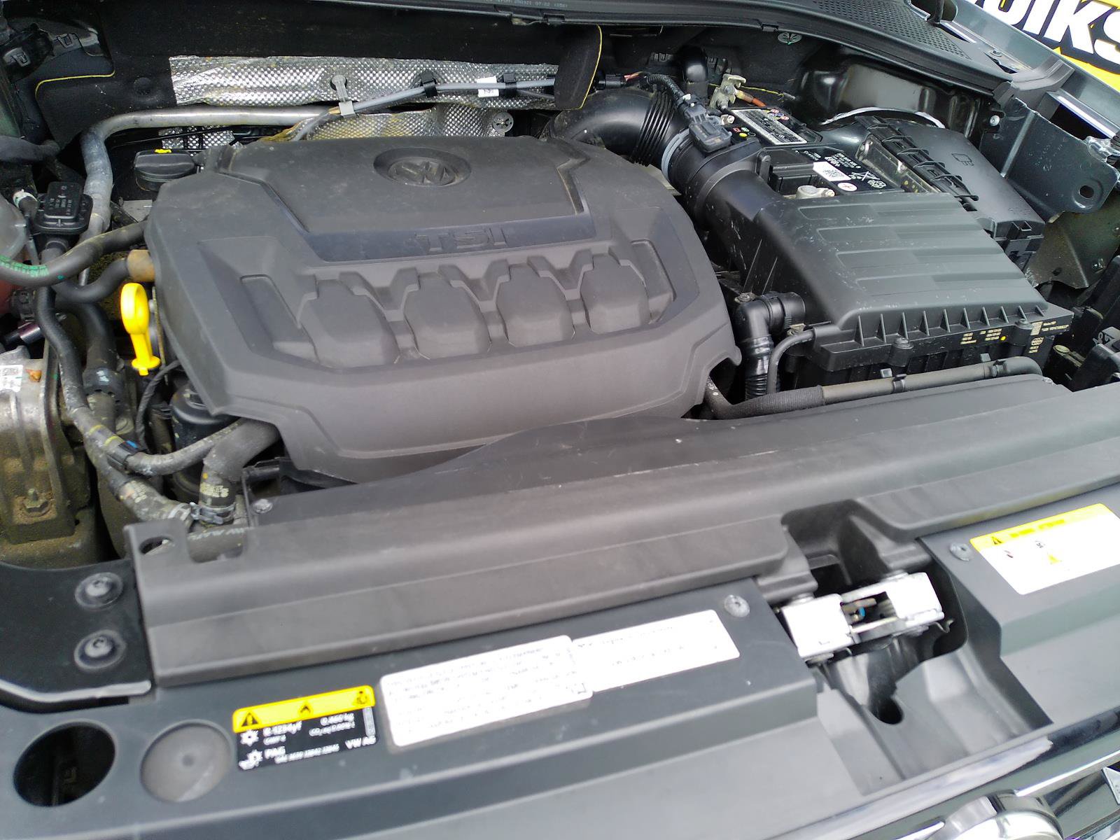 Used 2021 Volkswagen Tiguan SE R-Line AWD/4WD image 44