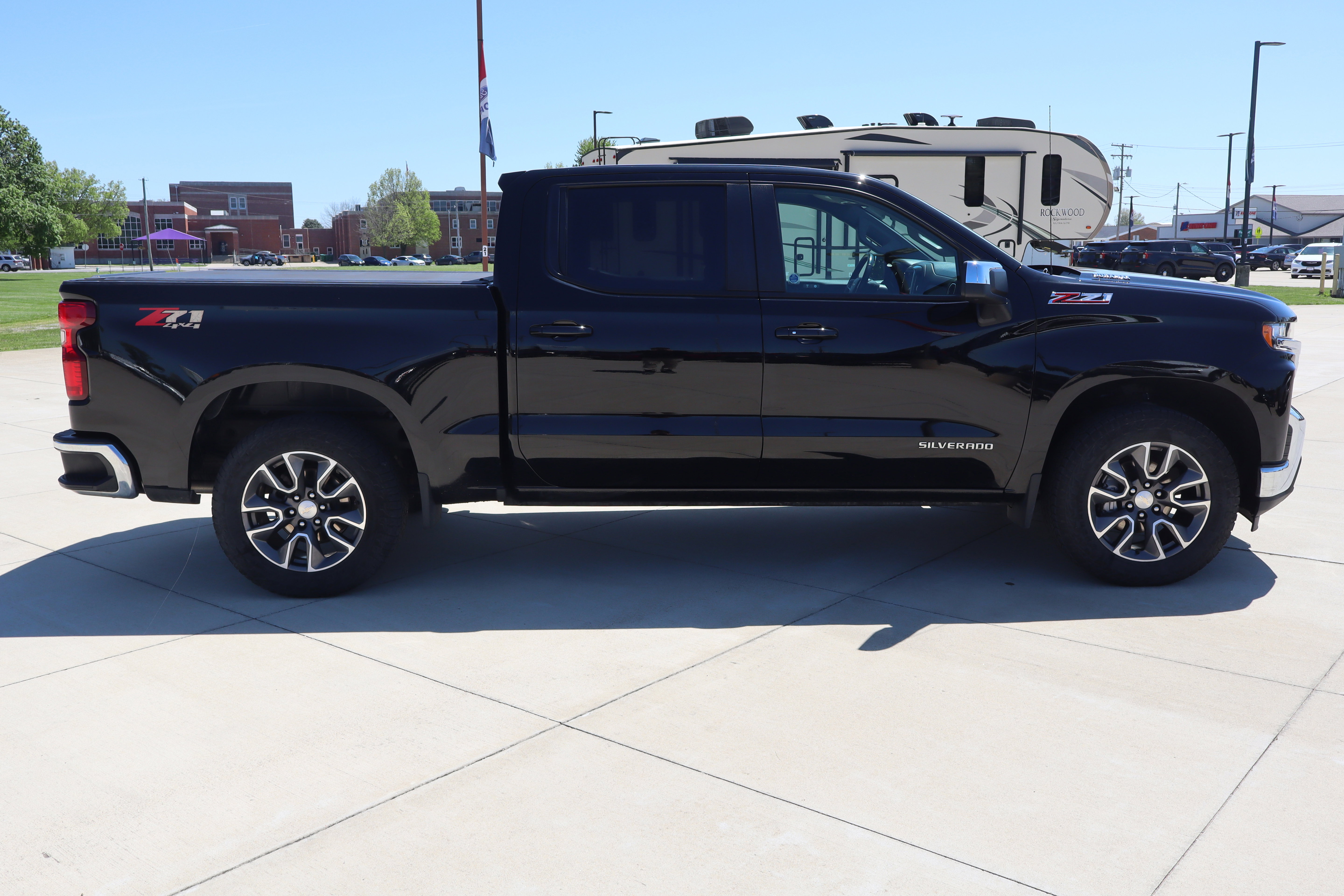 Used 2022 Chevrolet Silverado 1500 LT w/ All Star Edition Plus AWD/4WD image 5