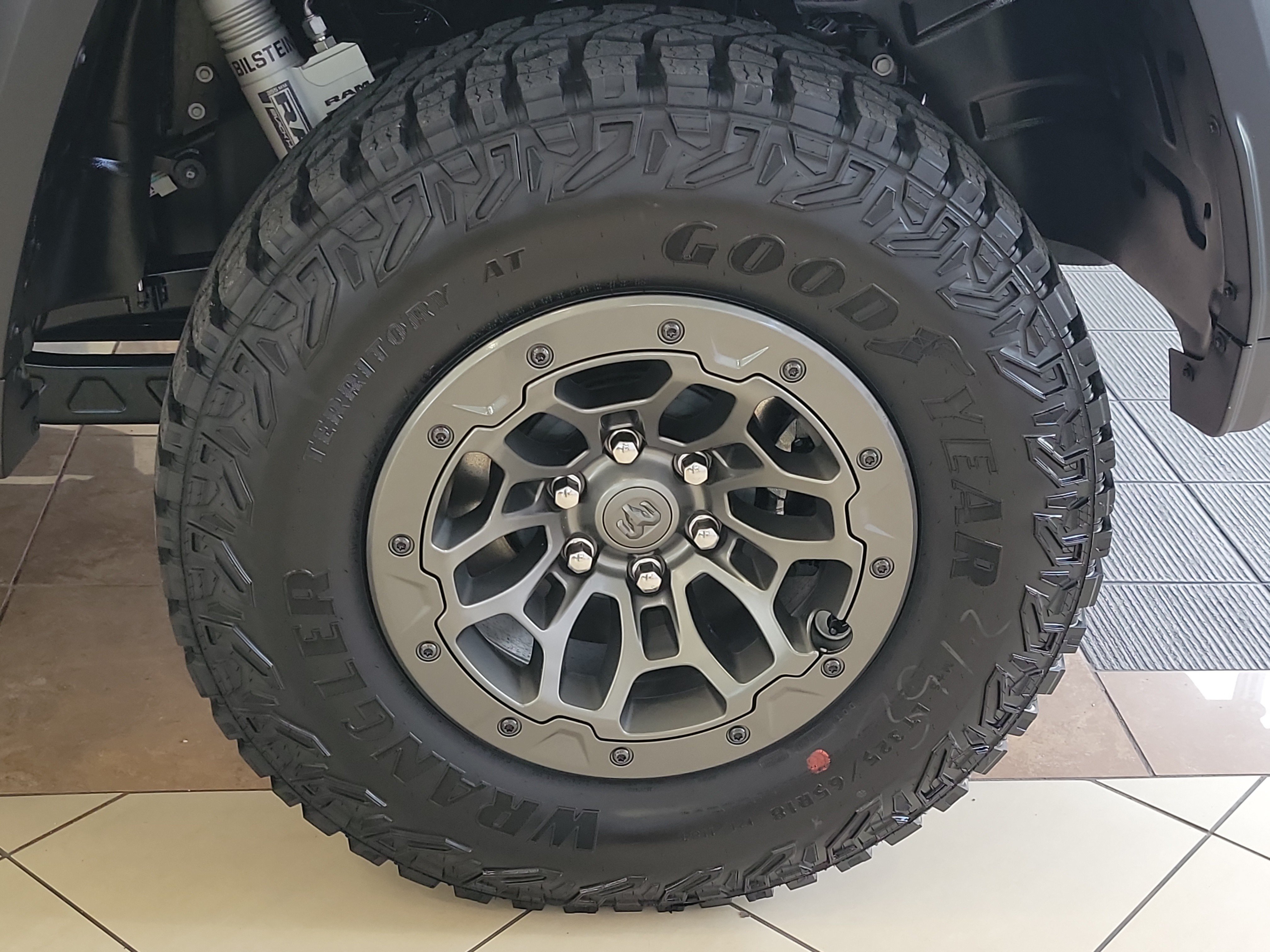 New 2027 RAM 1500 4x4 Crew Cab image 5