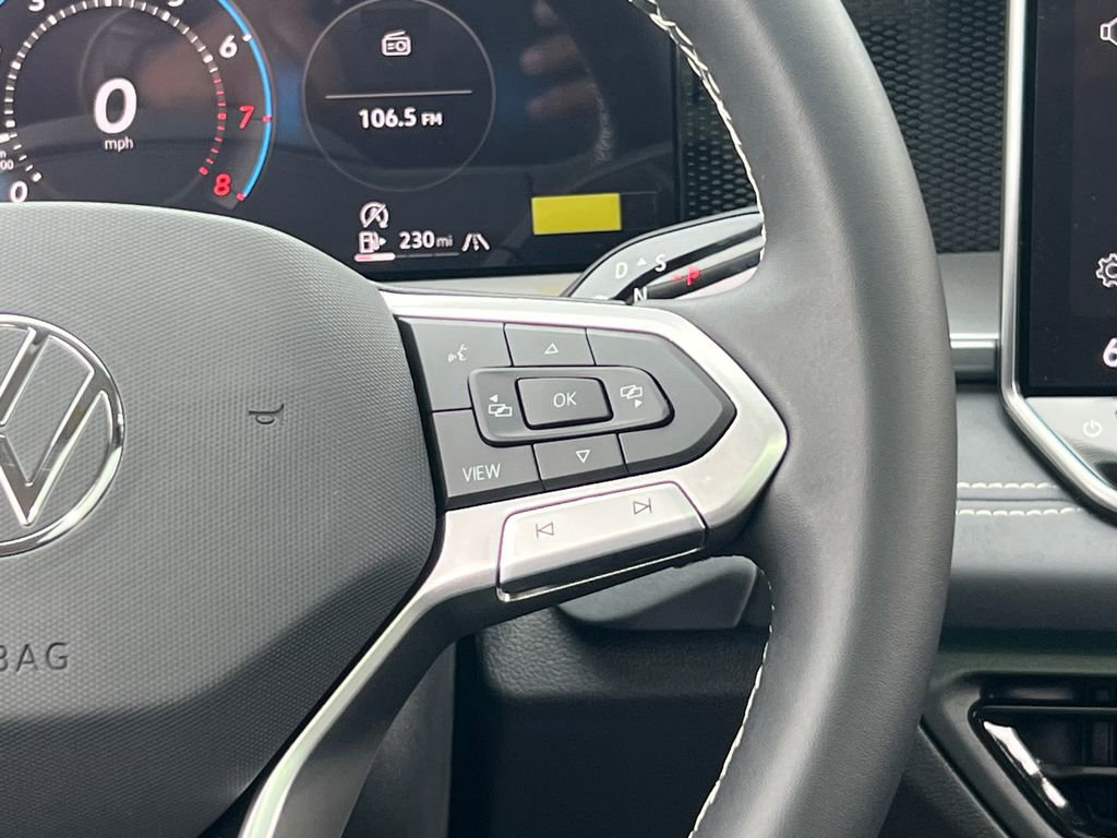 New 2026 Volkswagen Tiguan SE image 27