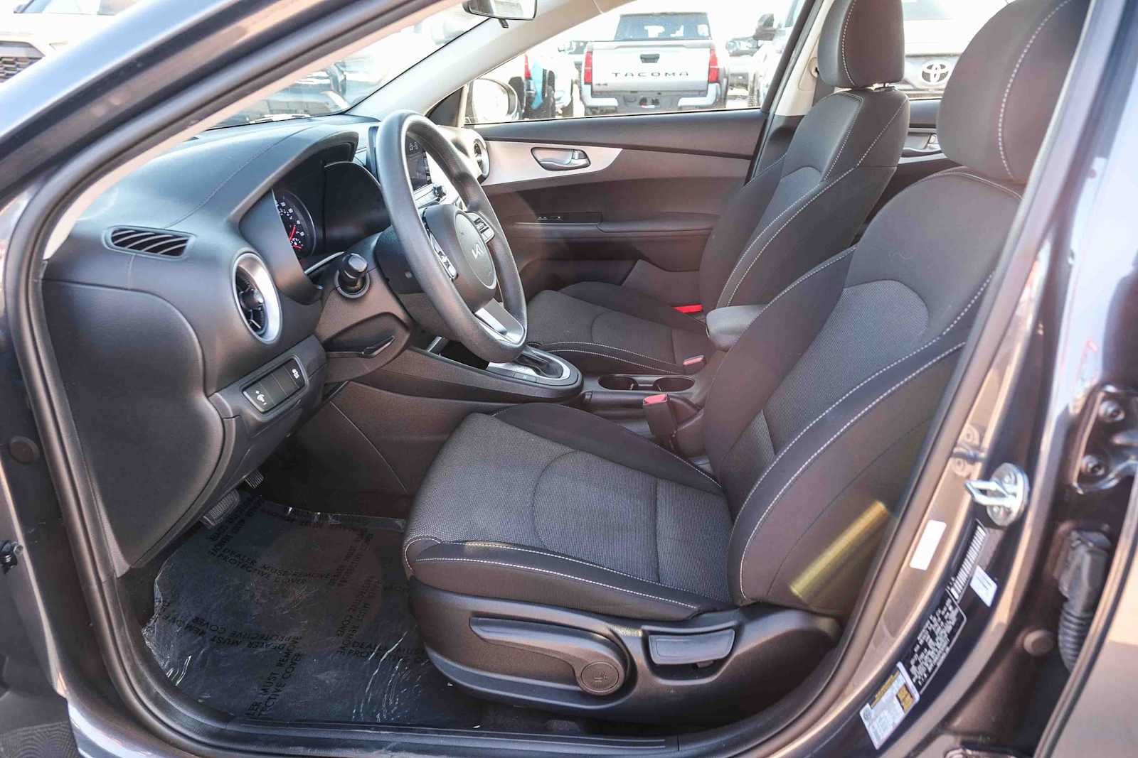 Used 2023 Kia Forte LXS FWD image 20