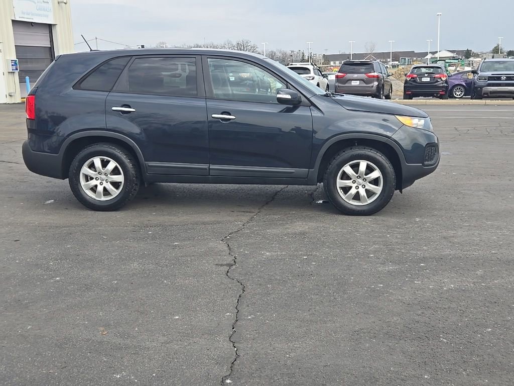 Used 2012 Kia Sorento LX image 8