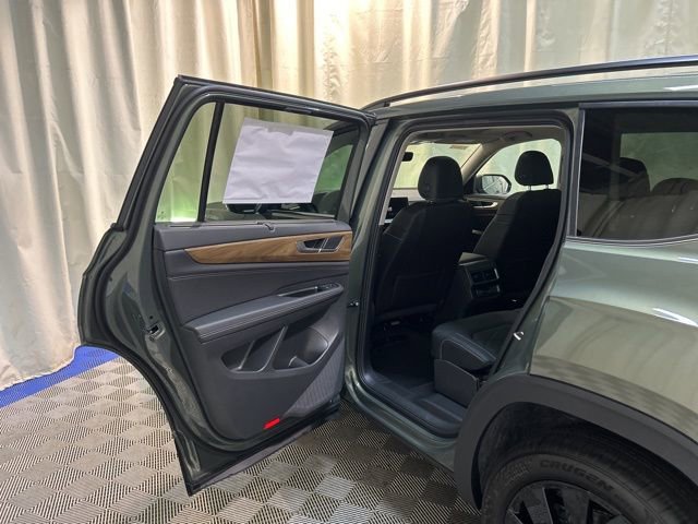 New 2026 Volkswagen Atlas SE image 22