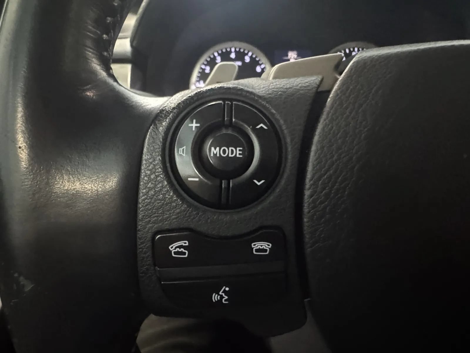 Used 2014 Lexus IS 250 AWD w/ Luxury Package w/Brown Wood image 31