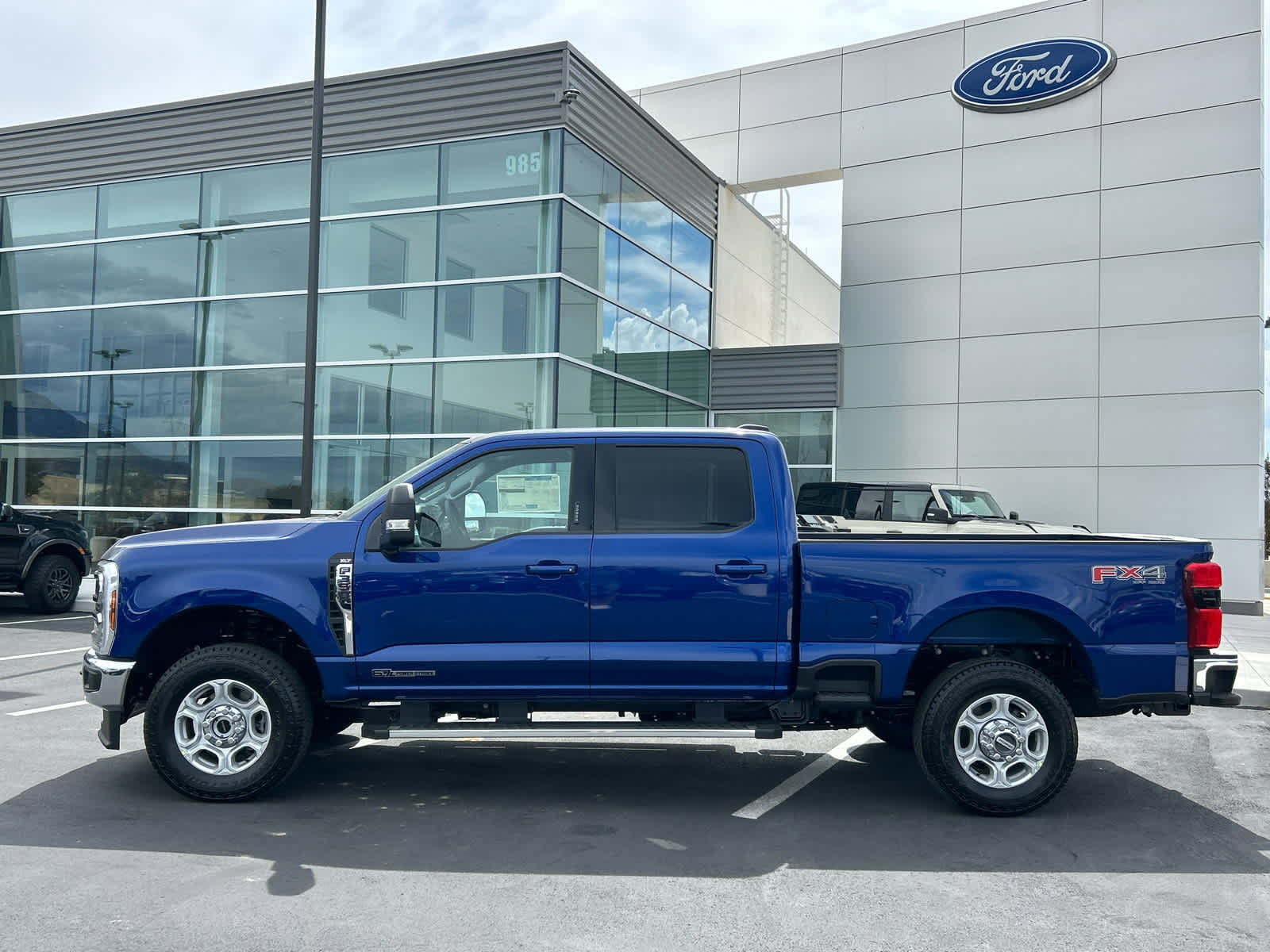 New 2026 Ford F350 XLT w/ XLT Premium Package AWD/4WD image 17