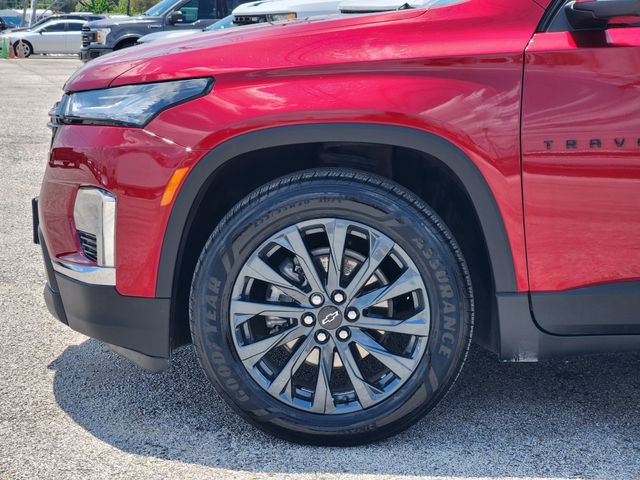Used 2023 Chevrolet Traverse RS FWD image 8
