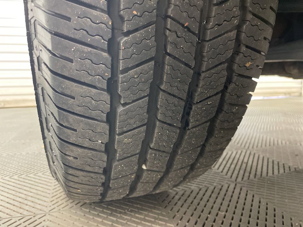 Used 2021 Ford F150 XLT w/ Equipment Group 302A High image 39