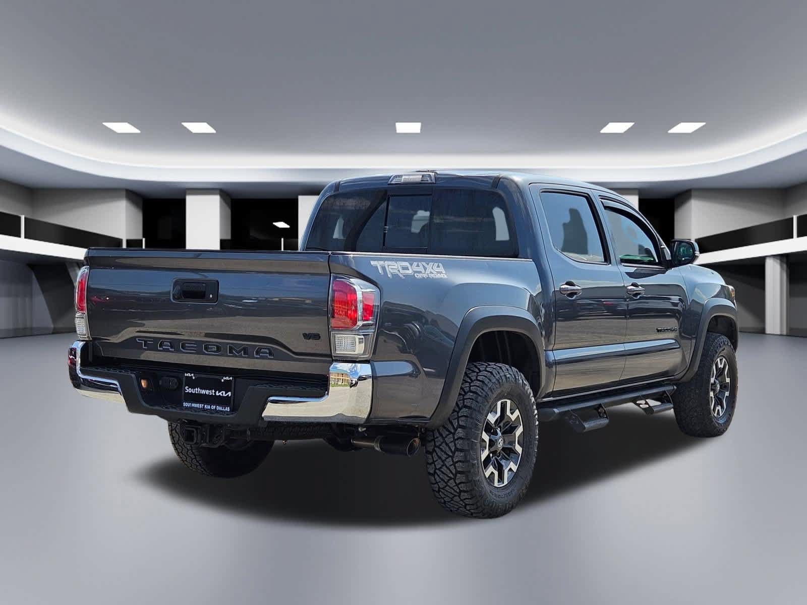 Used 2021 Toyota Tacoma TRD Off-Road AWD/4WD image 6