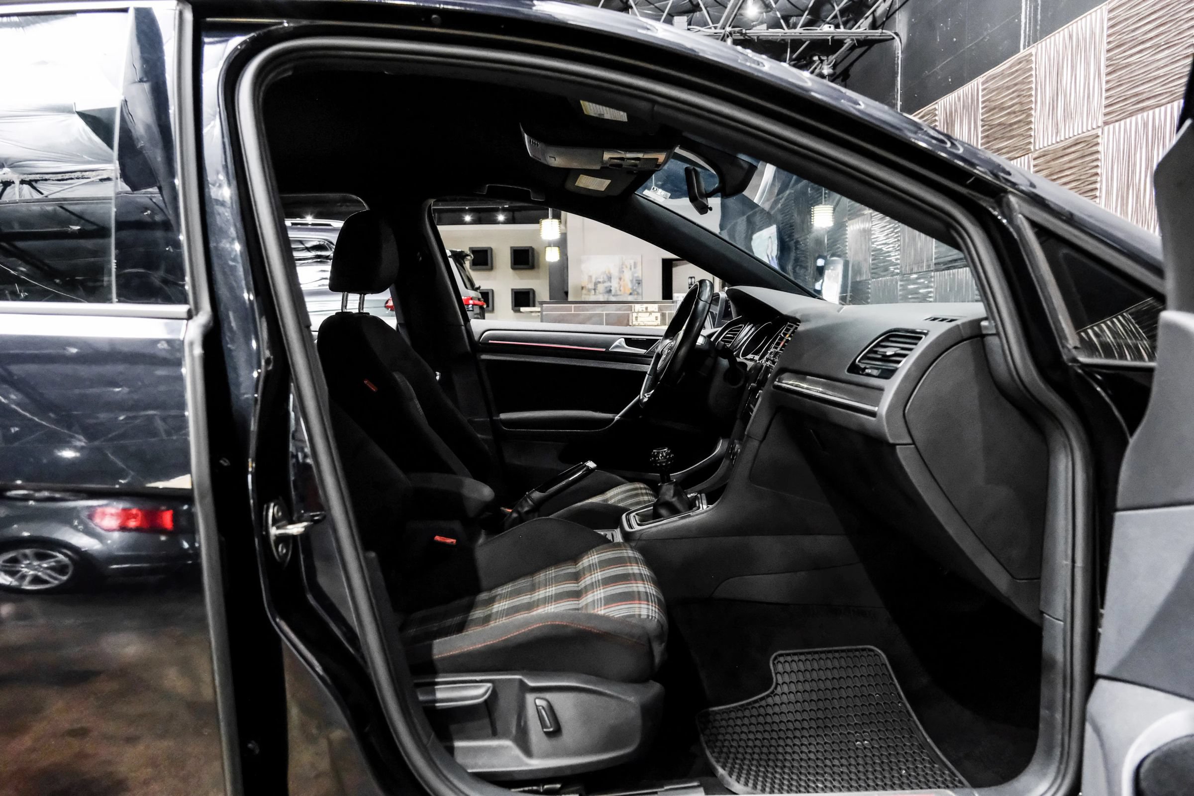 Used 2019 Volkswagen GTI Rabbit Edition FWD image 30