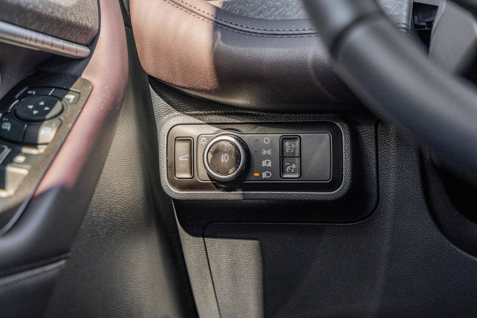 New 2027 Ford Explorer Platinum RWD image 22