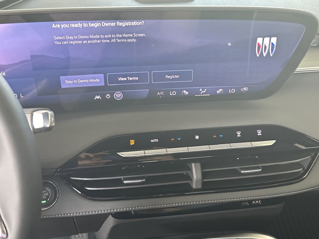 New 2026 Buick Enclave Sport Touring w/ Power Package FWD image 25