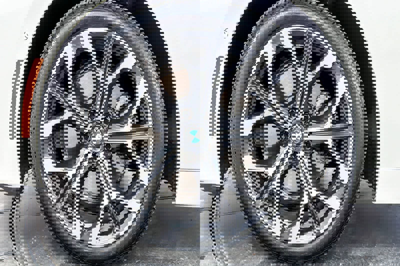 Used 2025 BMW 230i Coupe w/ Convenience Package image 26