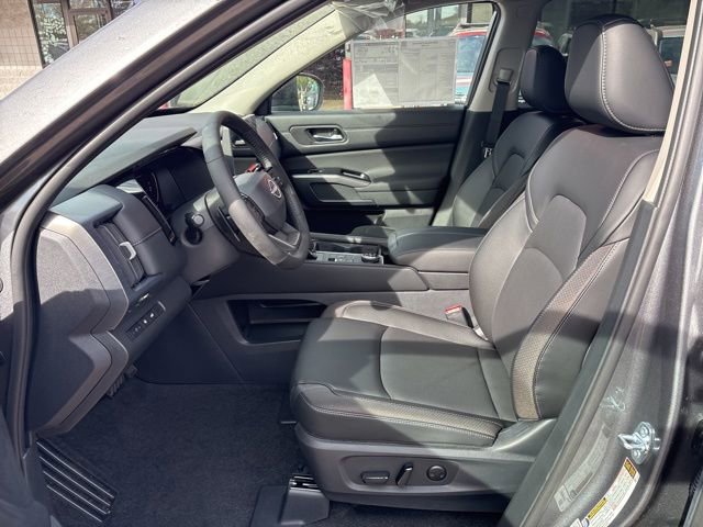 New 2026 Nissan Pathfinder SL AWD/4WD image 7