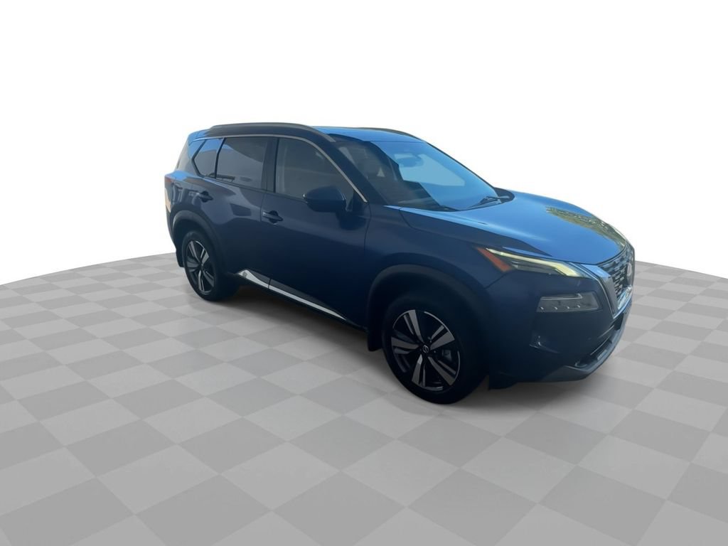 Used 2021 Nissan Rogue SL w/ Premium Package FWD image 2