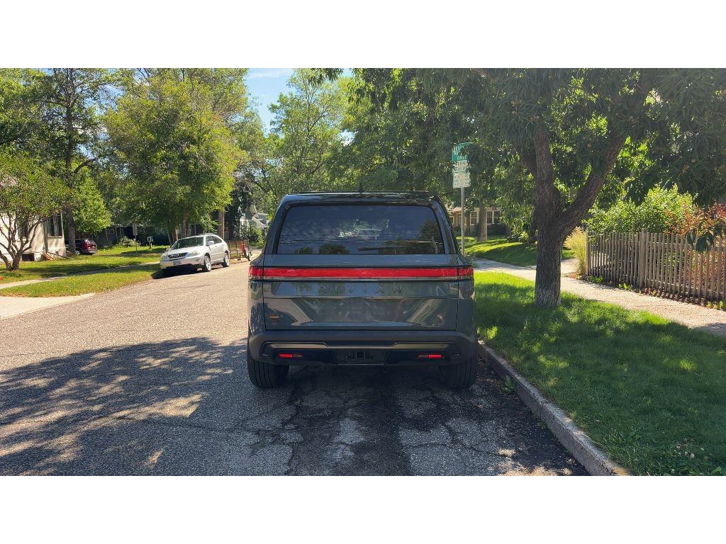 Used 2026 Rivian R1S Premium AWD/4WD image 5
