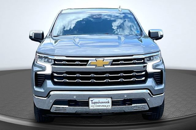 Used 2024 Chevrolet Silverado 1500 LTZ w/ Technology Package AWD/4WD image 2