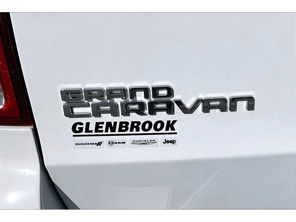 Used 2018 Dodge Grand Caravan w/ UConnect Hands-Free Group image 9