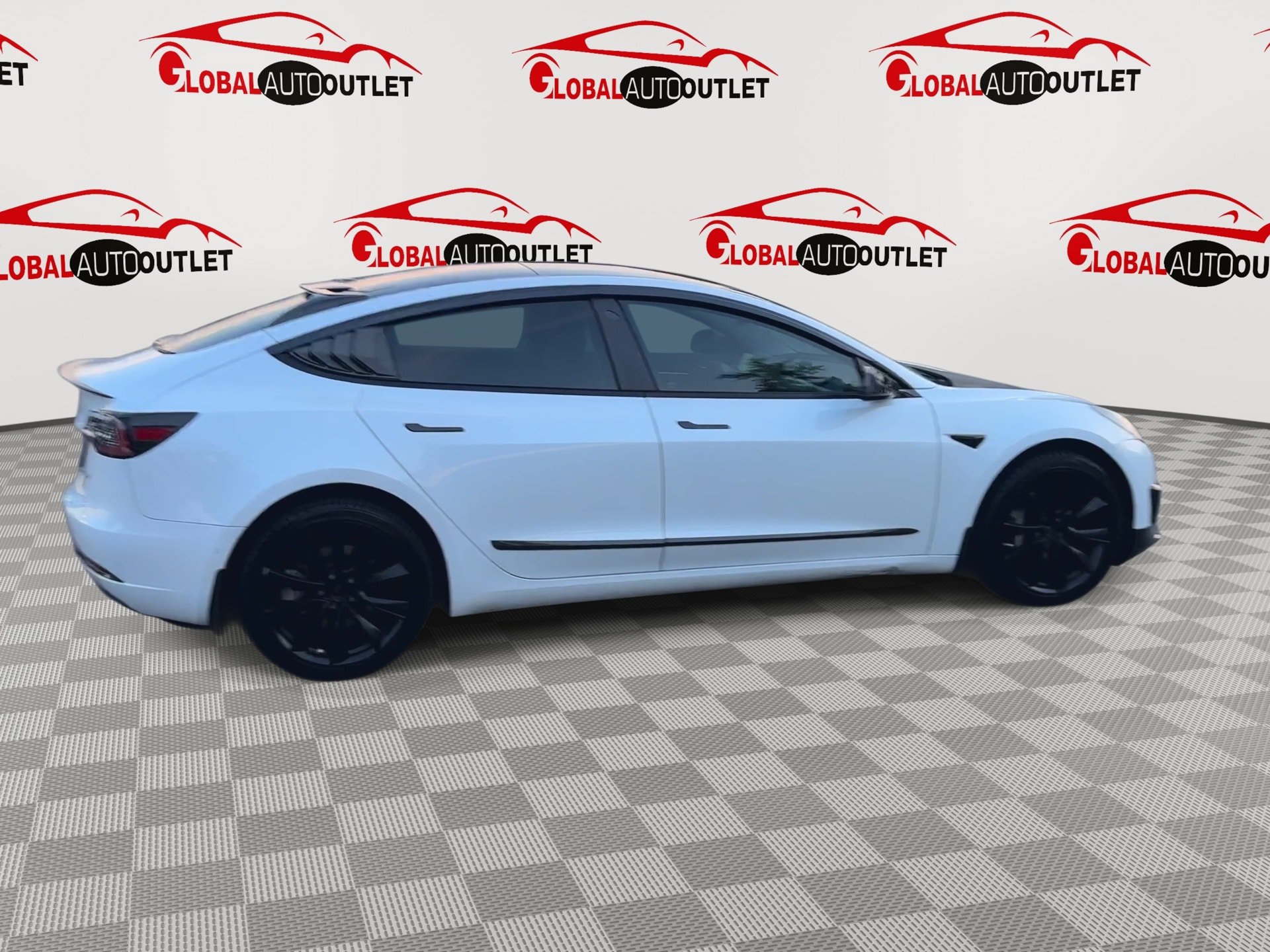Used 2022 Tesla Model 3 Long Range AWD/4WD image 9