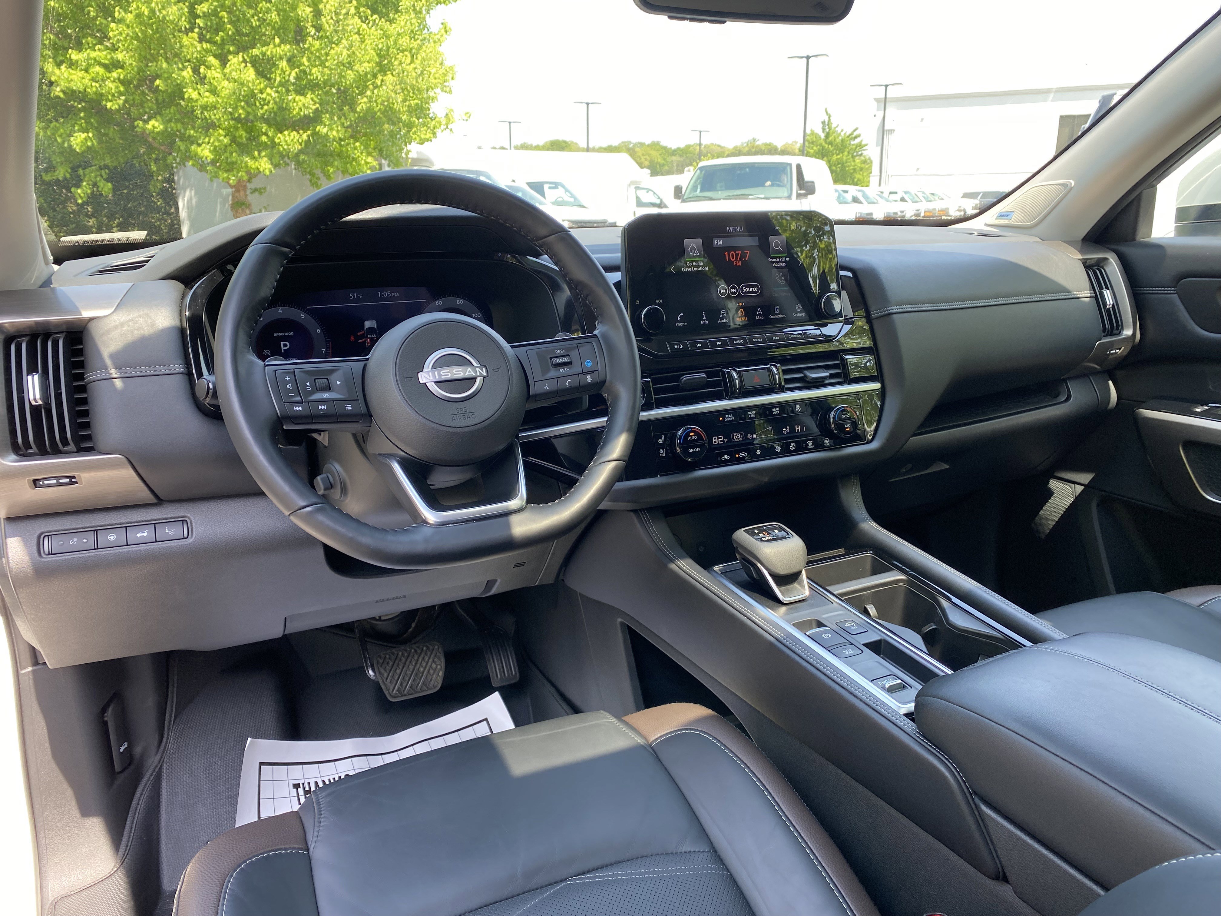 Used 2024 Nissan Pathfinder Platinum image 34