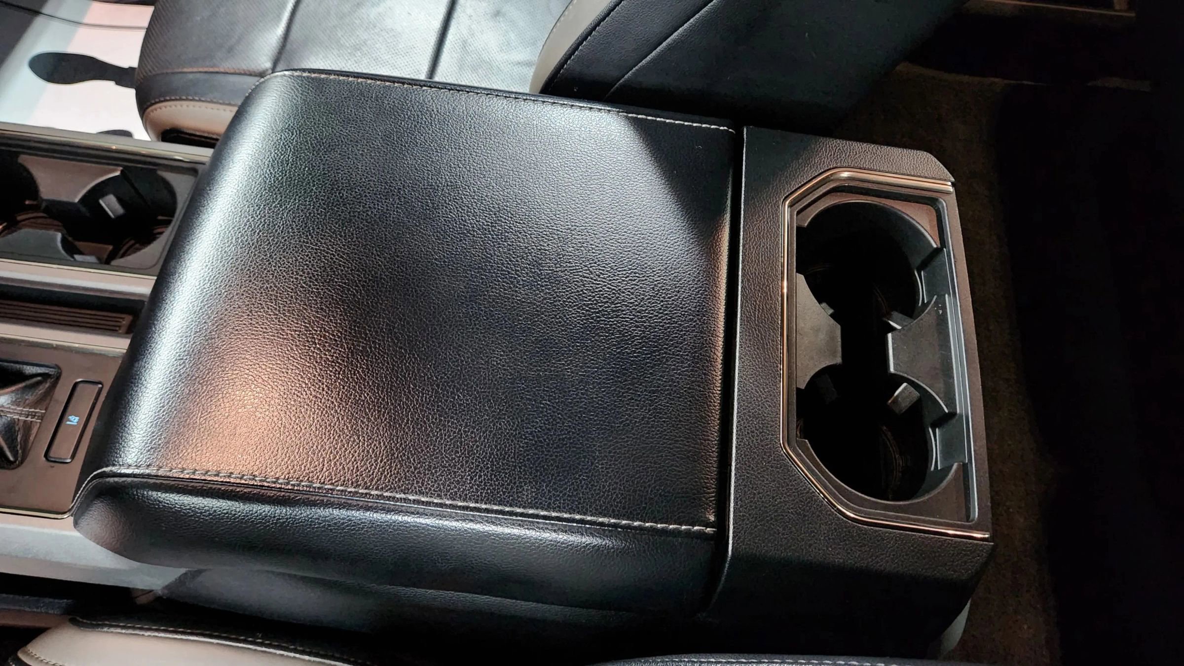 Used 2017 Ford F150 Raptor w/ Equipment Group 802A Luxury image 60