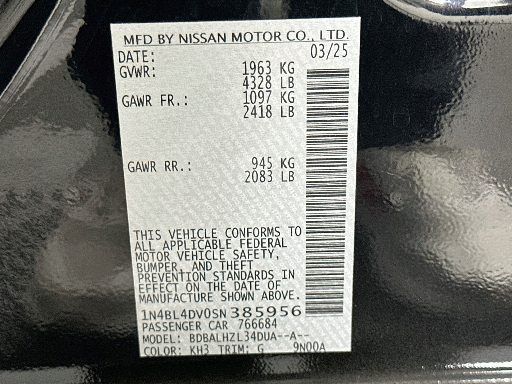 Used 2025 Nissan Altima 2.5 SV FWD image 12