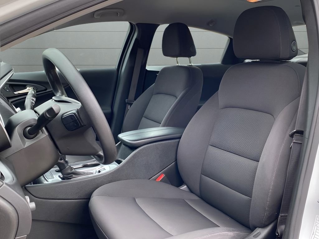 Used 2024 Chevrolet Malibu LT image 10