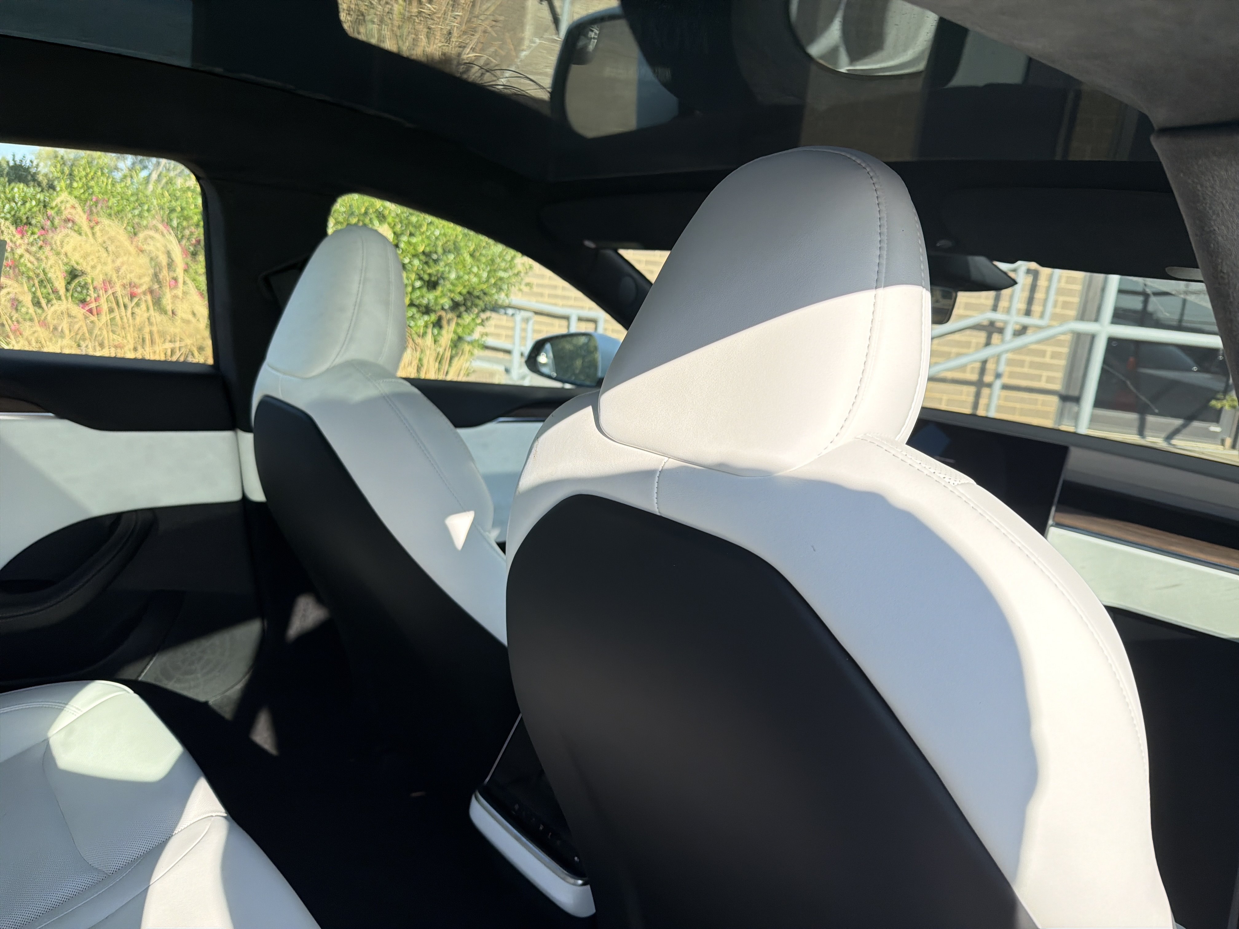Used 2023 Tesla Model S AWD/4WD image 10