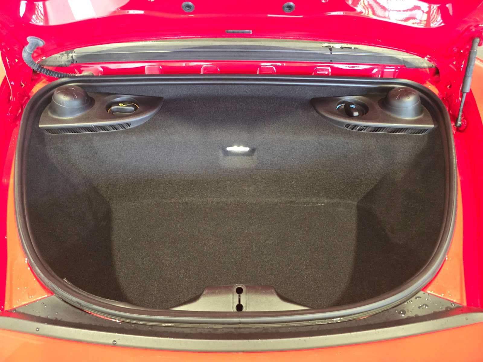 Used 2017 Porsche 718 Boxster RWD image 16