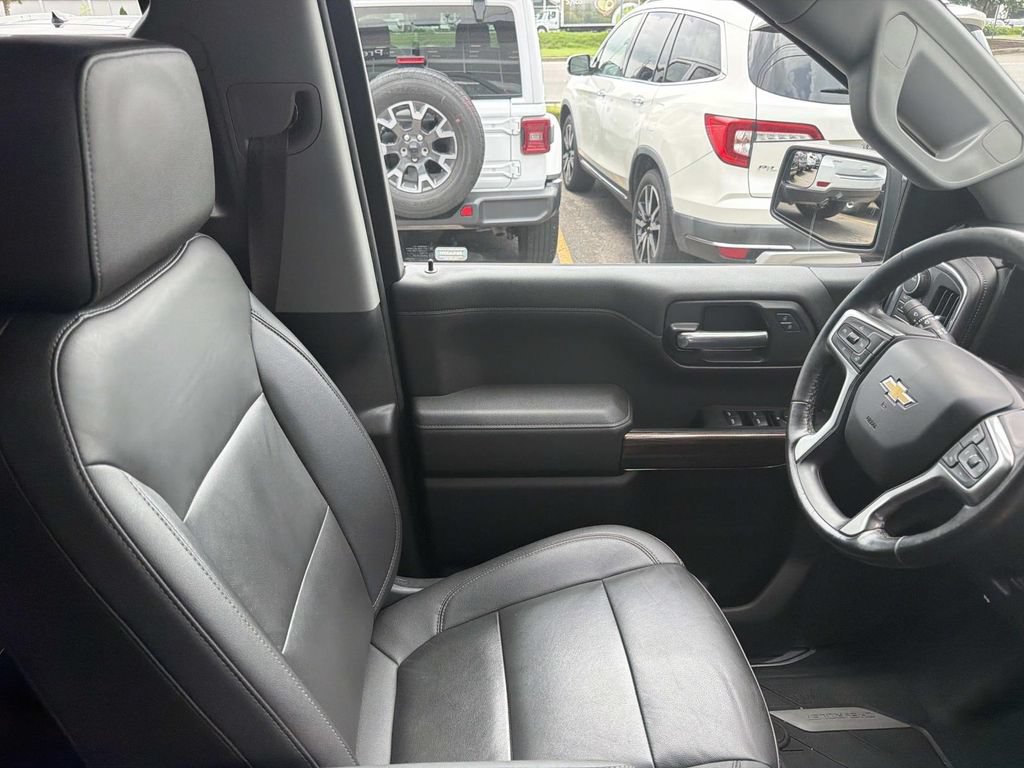 Used 2021 Chevrolet Silverado 1500 LT w/ Texas Edition Plus AWD/4WD image 10